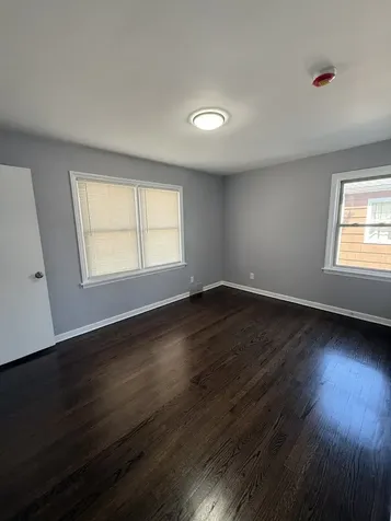 18343 Oakwood Avenue Lansing IL 60438