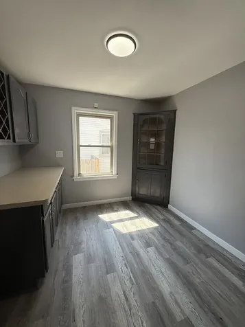 18343 Oakwood Avenue Lansing IL 60438
