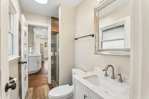 807 East Golfview Drive Mount Prospect IL 60056