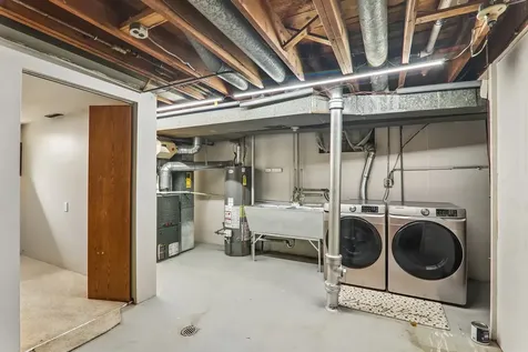 807 East Golfview Drive Mount Prospect IL 60056