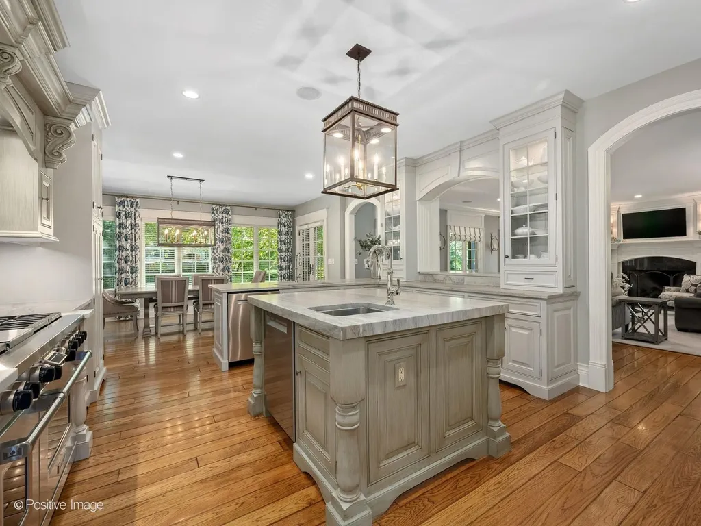 1757 Banchory Court Downers Grove IL 60515