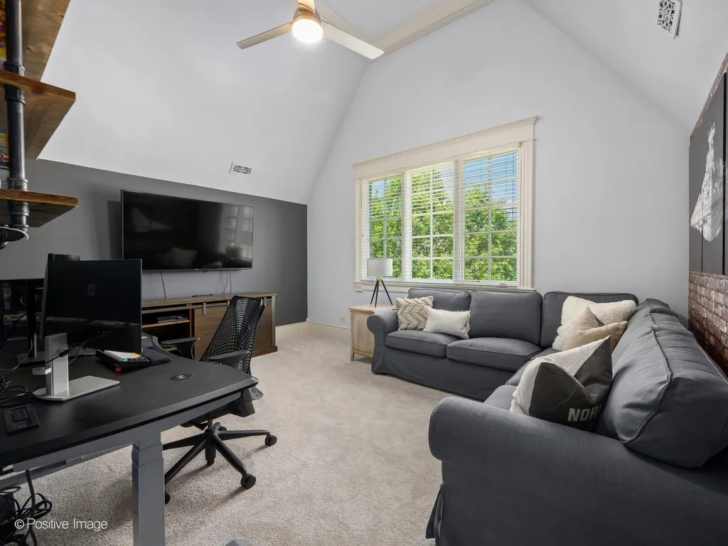 1757 Banchory Court Downers Grove IL 60515