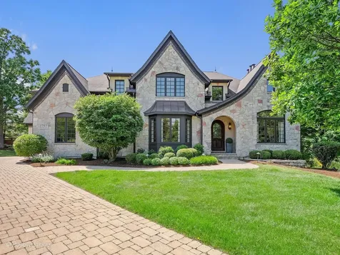1757 Banchory Court Downers Grove IL 60515