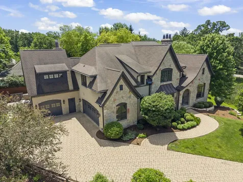 1757 Banchory Court Downers Grove IL 60515