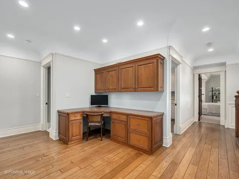 1757 Banchory Court Downers Grove IL 60515