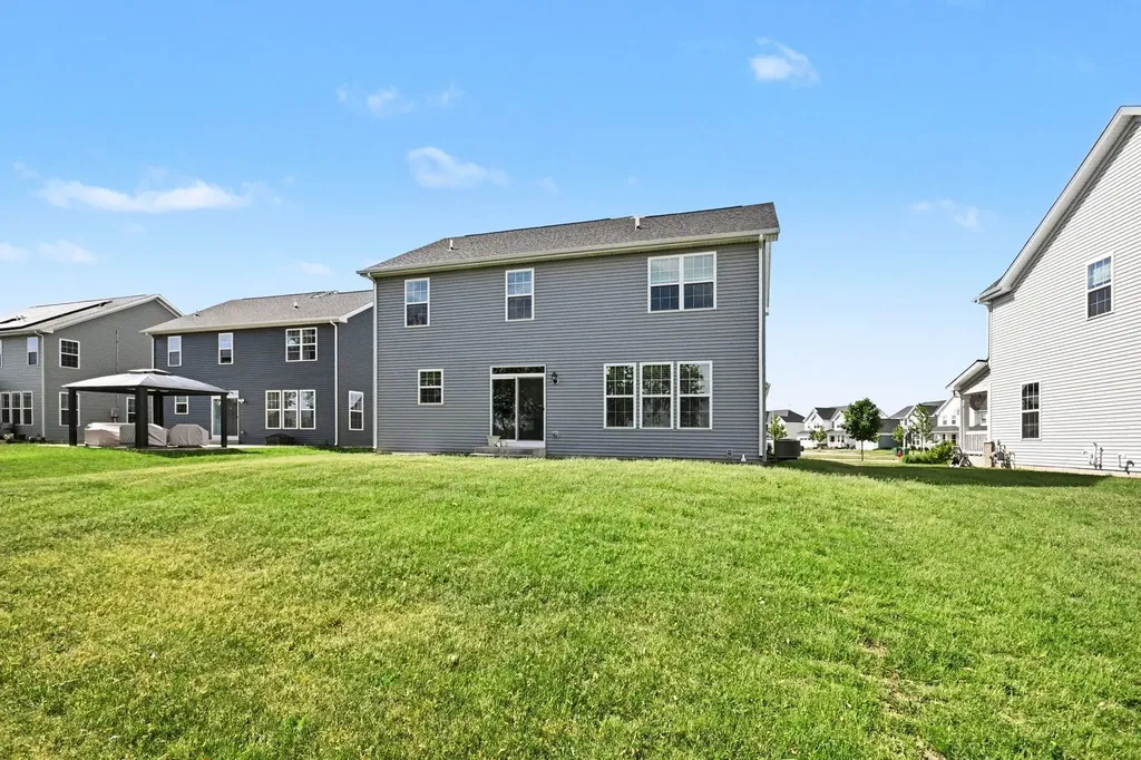 26530 West Red Apple Road Plainfield IL 60585