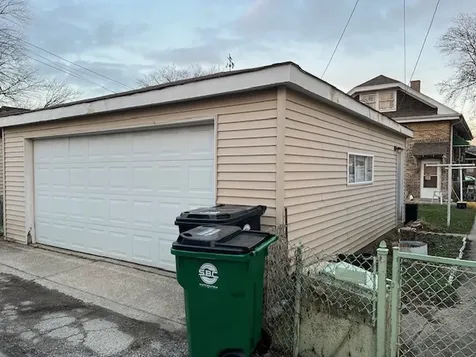 2636 South Wesley Avenue Berwyn IL 60402
