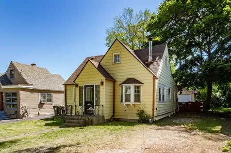 313 Highmoor Drive Round Lake Park IL 60073