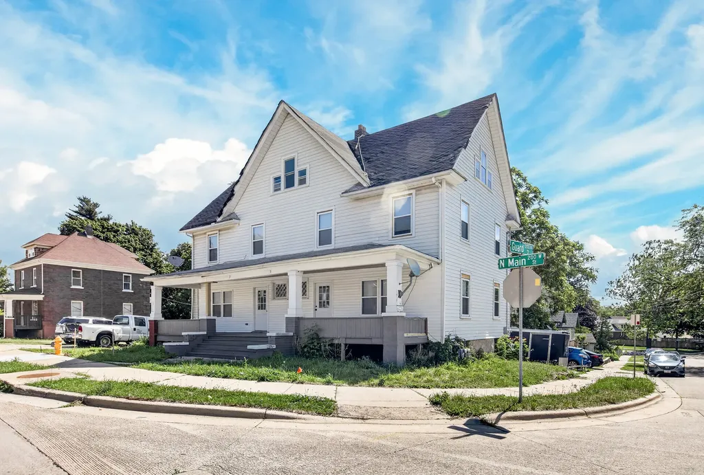 1231 North Main Street Rockford IL 61103