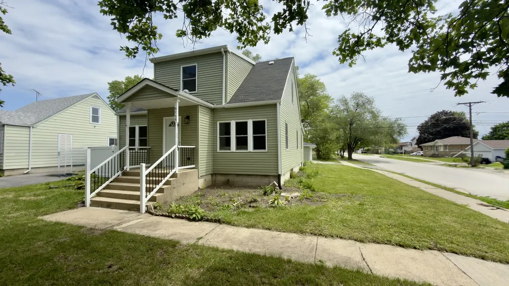 9759.. Rutherford Avenue Oak Lawn IL 60453