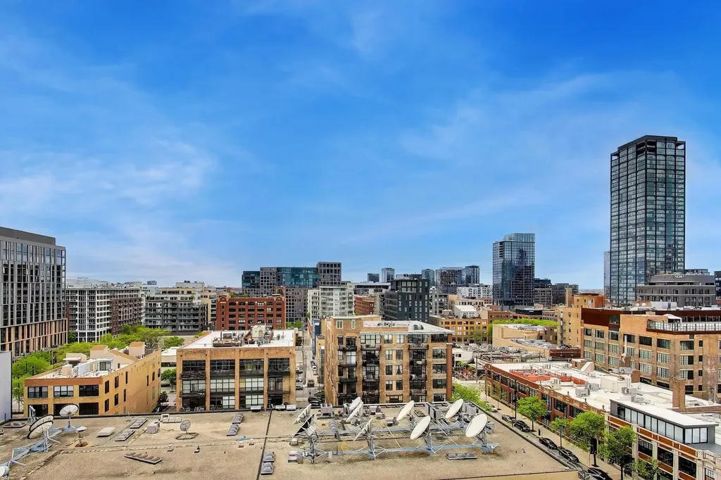 737 West Washington Boulevard Chicago IL 60661