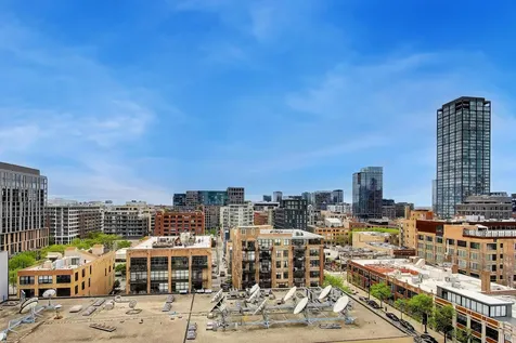 737 West Washington Boulevard Chicago IL 60661
