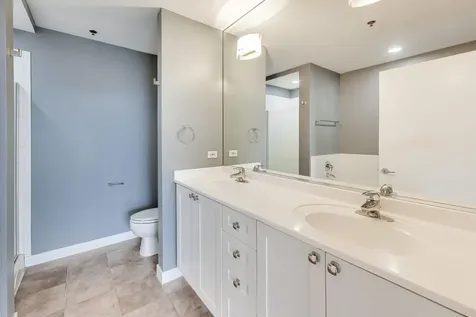 737 West Washington Boulevard Chicago IL 60661