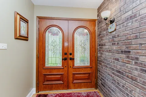 7022 Birchwood Avenue Niles IL 60714