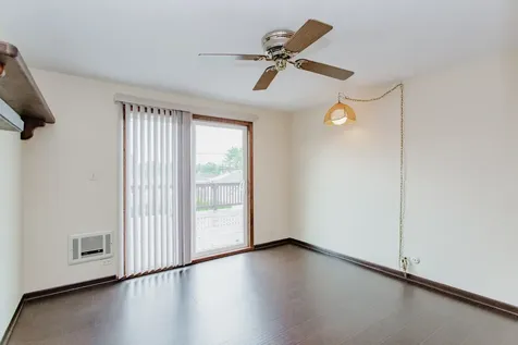 7022 Birchwood Avenue Niles IL 60714