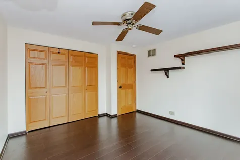 7022 Birchwood Avenue Niles IL 60714