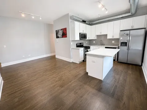 1044 West 18th Street Chicago IL 60608