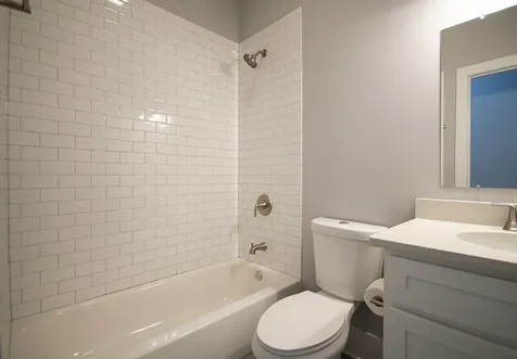 1044 West 18th Street Chicago IL 60608