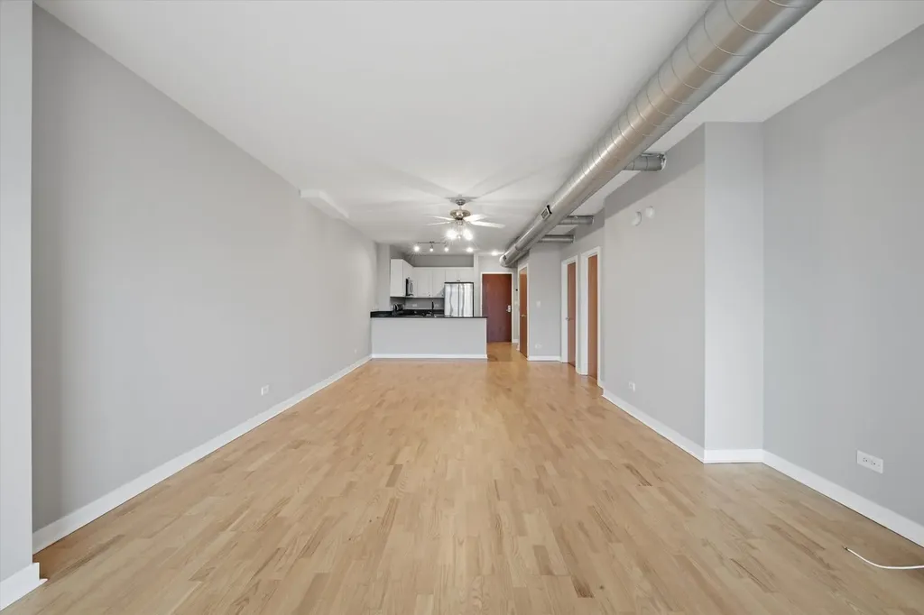 1610 West Fullerton Avenue Chicago IL 60614