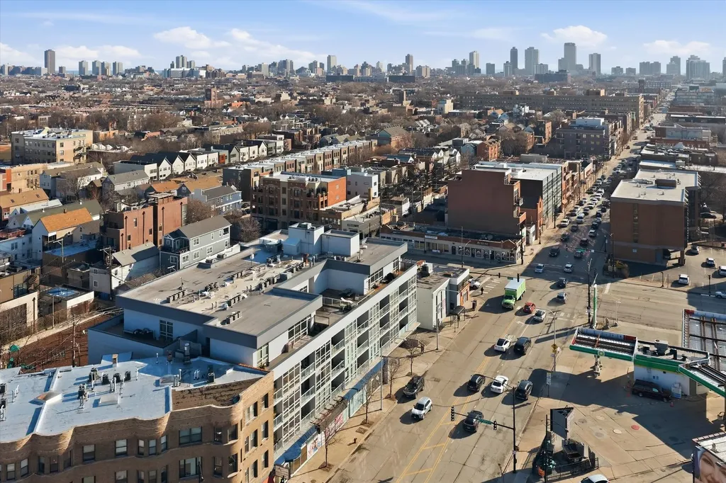 1610 West Fullerton Avenue Chicago IL 60614