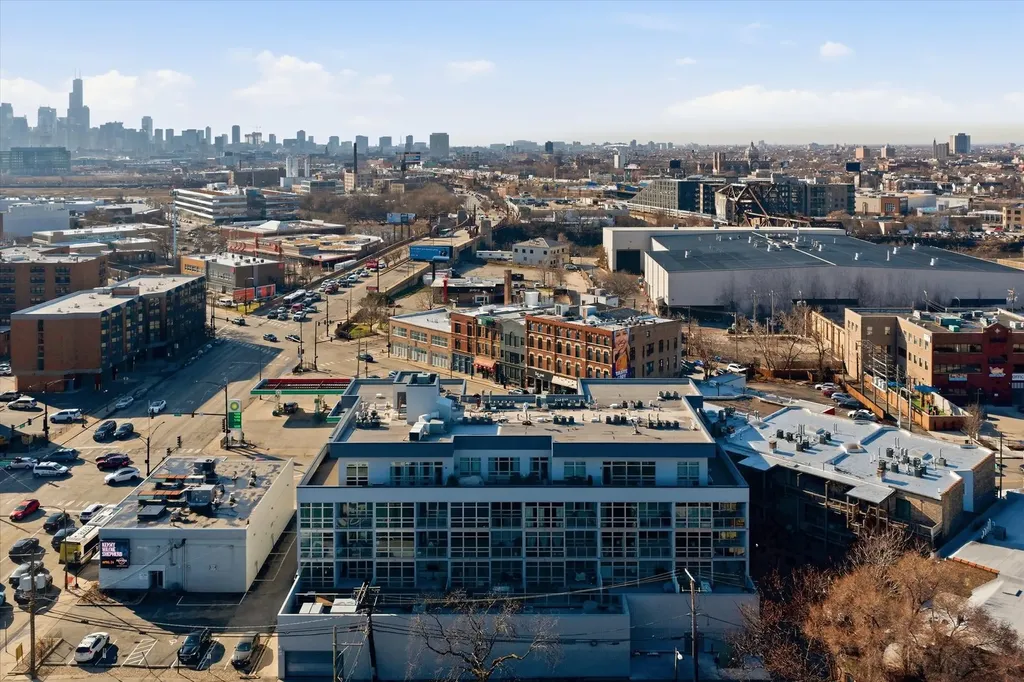 1610 West Fullerton Avenue Chicago IL 60614