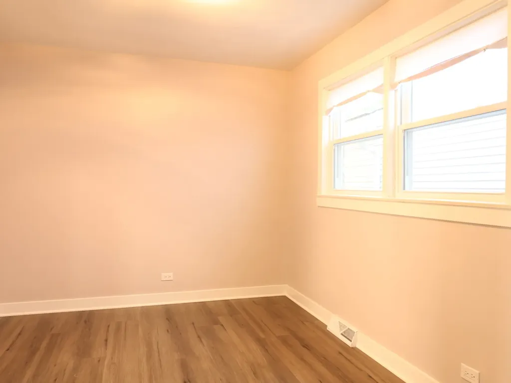 2115 West 68th Place Chicago IL 60636