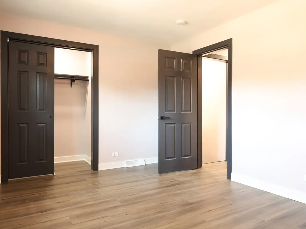 2115 West 68th Place Chicago IL 60636