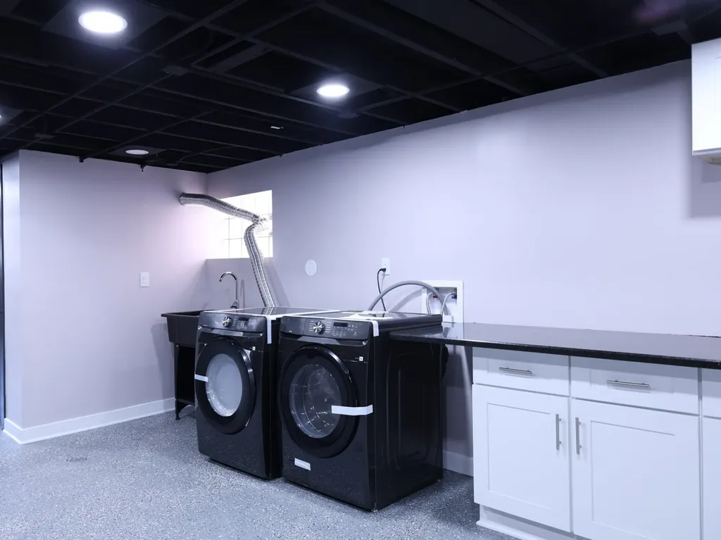 2115 West 68th Place Chicago IL 60636