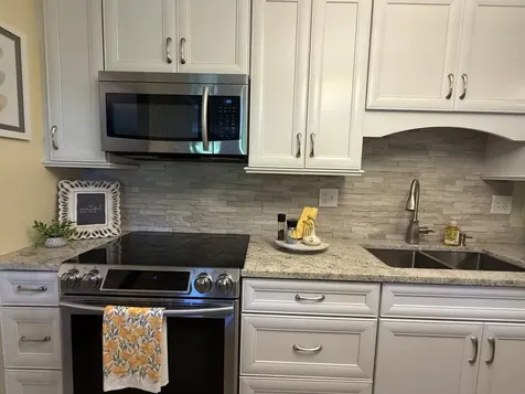 1405 East Central Road Arlington Heights IL 60005