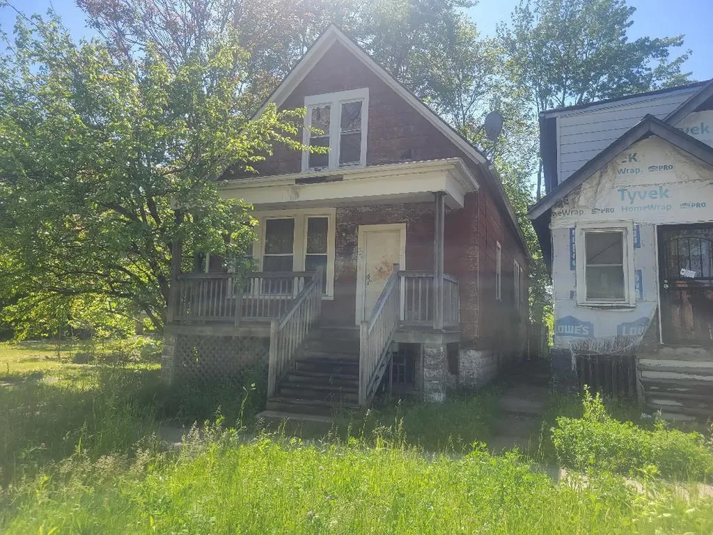 11534 South Princeton Avenue Chicago IL 60628