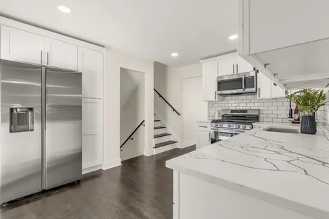 15622 Kenwood Avenue South Holland IL 60473