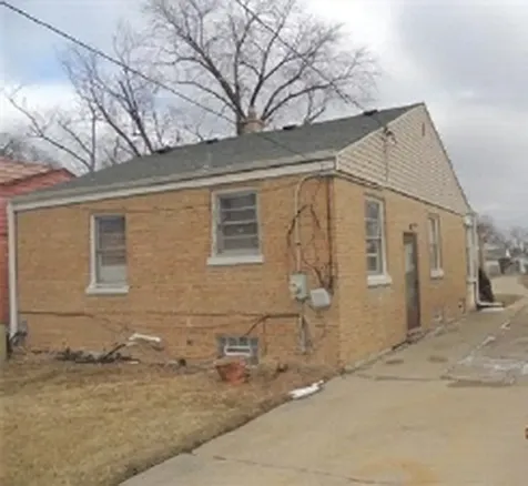 520 48TH Avenue Bellwood IL 60104