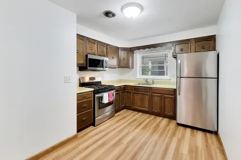 6025 North Sacramento Avenue Chicago IL 60659