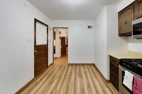 6025 North Sacramento Avenue Chicago IL 60659