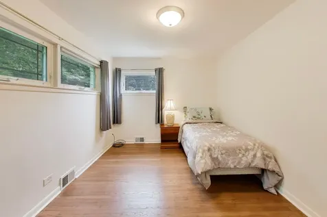 6025 North Sacramento Avenue Chicago IL 60659