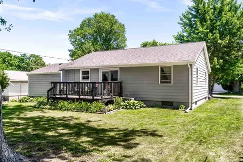 307 South Daniel Street Leroy IL 61752