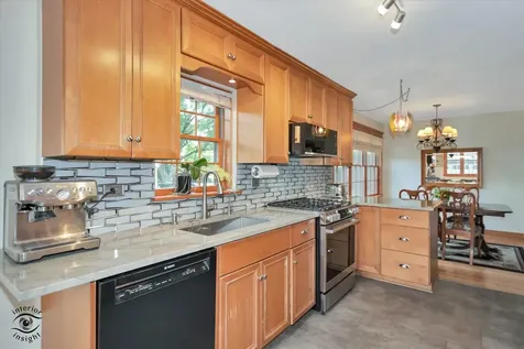 12008 South 71st Court Palos Heights IL 60463