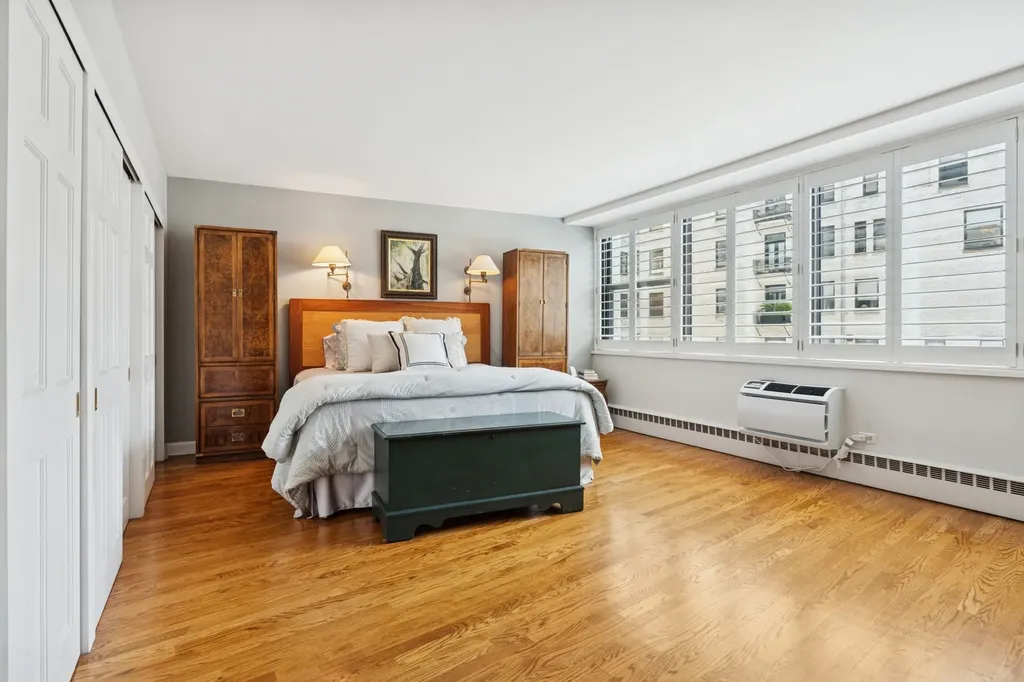 1150 North Lake Shore Drive Chicago IL 60611