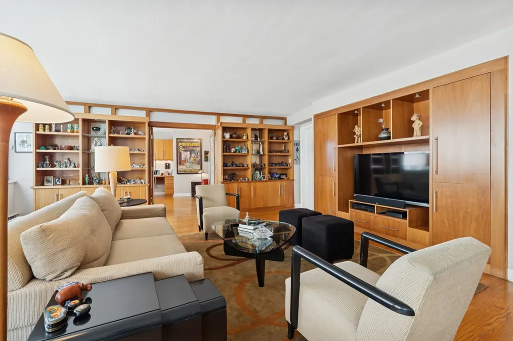 1150 North Lake Shore Drive Chicago IL 60611