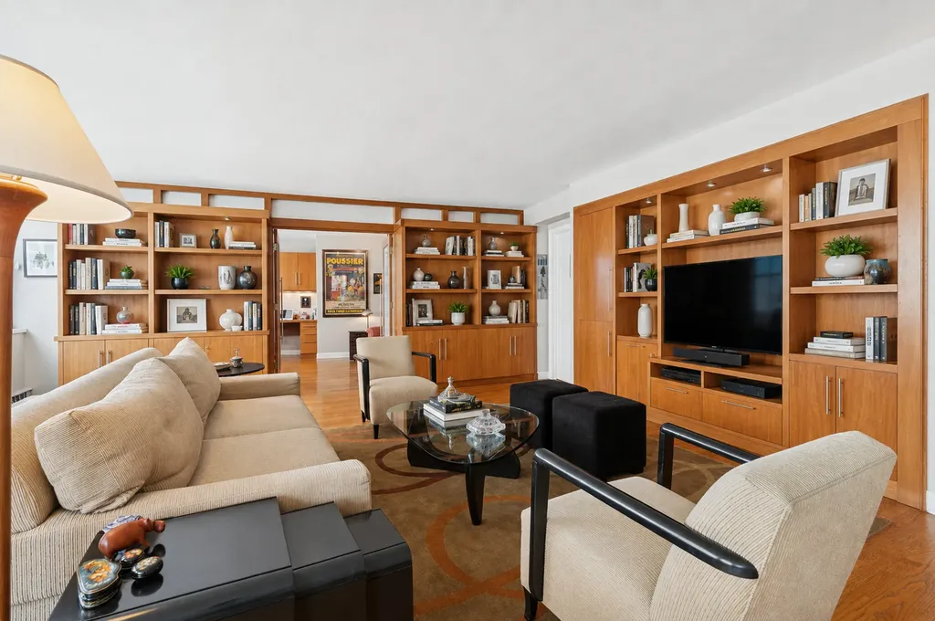 1150 North Lake Shore Drive Chicago IL 60611