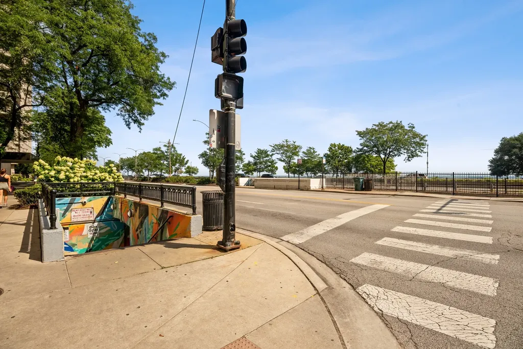 1150 North Lake Shore Drive Chicago IL 60611