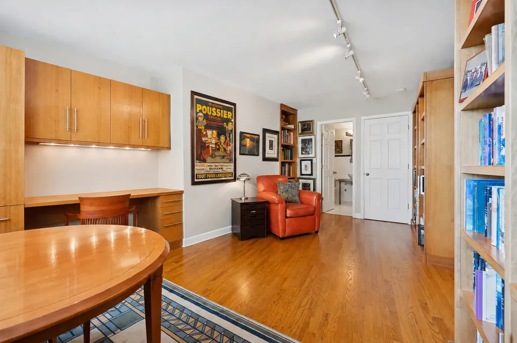 1150 North Lake Shore Drive Chicago IL 60611