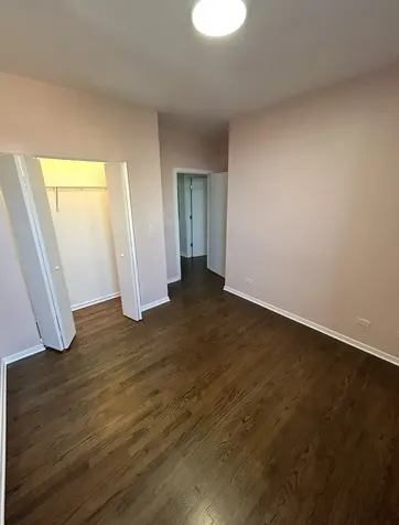 834 West Montrose Avenue Chicago IL 60613