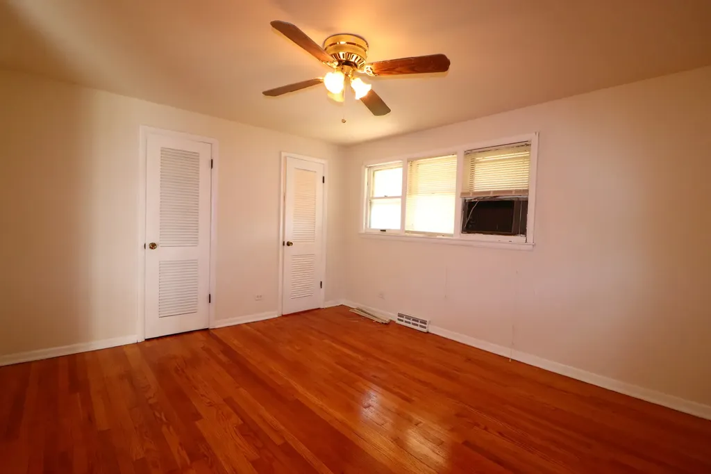 6745 South Bell Avenue Chicago IL 60636