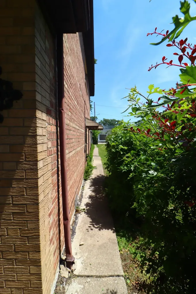 6745 South Bell Avenue Chicago IL 60636