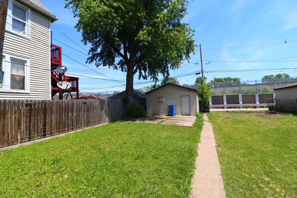 6745 South Bell Avenue Chicago IL 60636