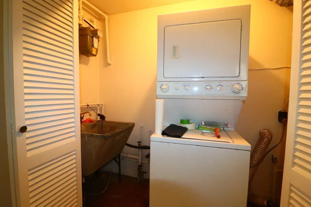 6745 South Bell Avenue Chicago IL 60636