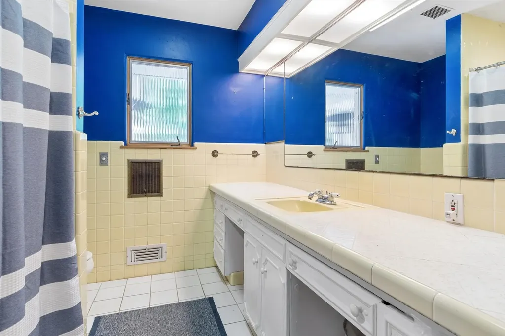 40w109 Wildwood Drive Aurora IL 60506