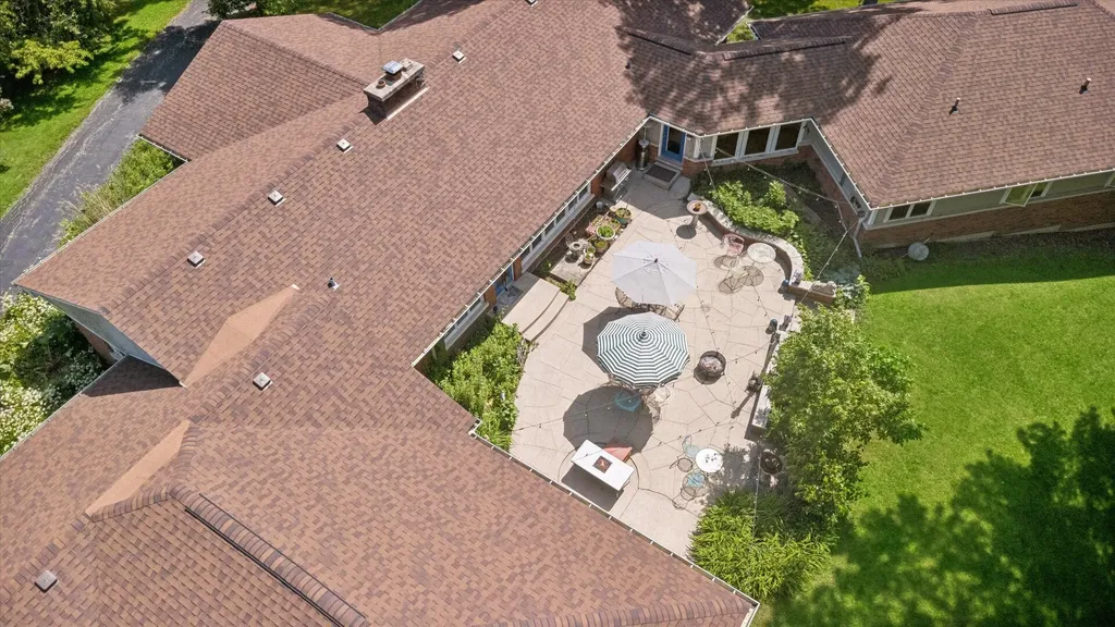 40w109 Wildwood Drive Aurora IL 60506