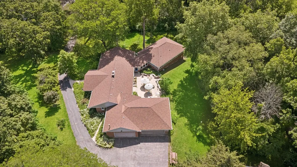 40w109 Wildwood Drive Aurora IL 60506